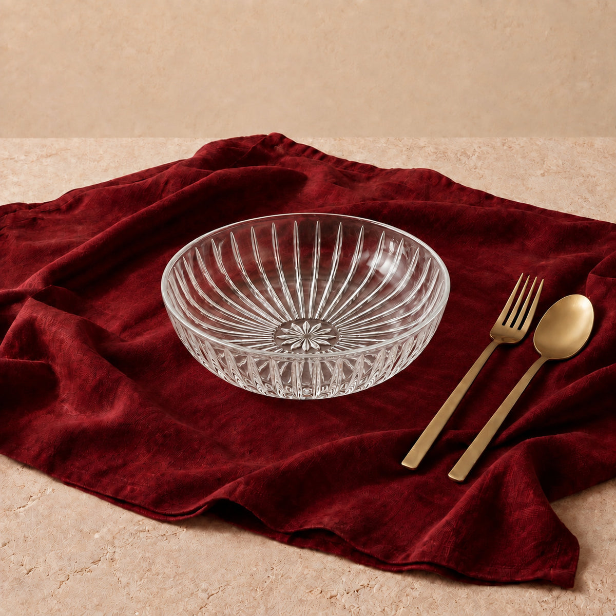 Serve evening bites, starters, and tea-time snacks with Dabeli Clear Snack Plates. Measuring 13cm across with a versatile 230ml volume, each plate features a subtle raised rim and crystal-clear finish designed to present finger foods, desserts, and appetizers with effortless style.