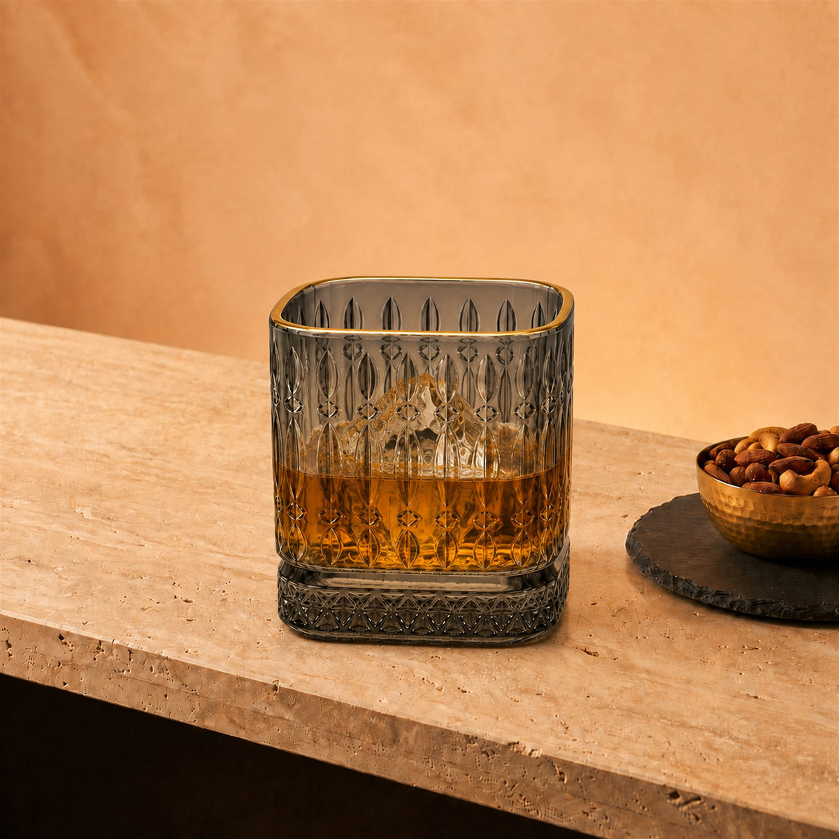 Elevate your home bar and dinner service with these Crystal Whisky Glasses. Designed with an expansive 420ml capacity and rich, light-refracting cuts, each tumbler delivers a commanding hand-feel and brilliant clarity for everyday pours and celebratory toasts alike.