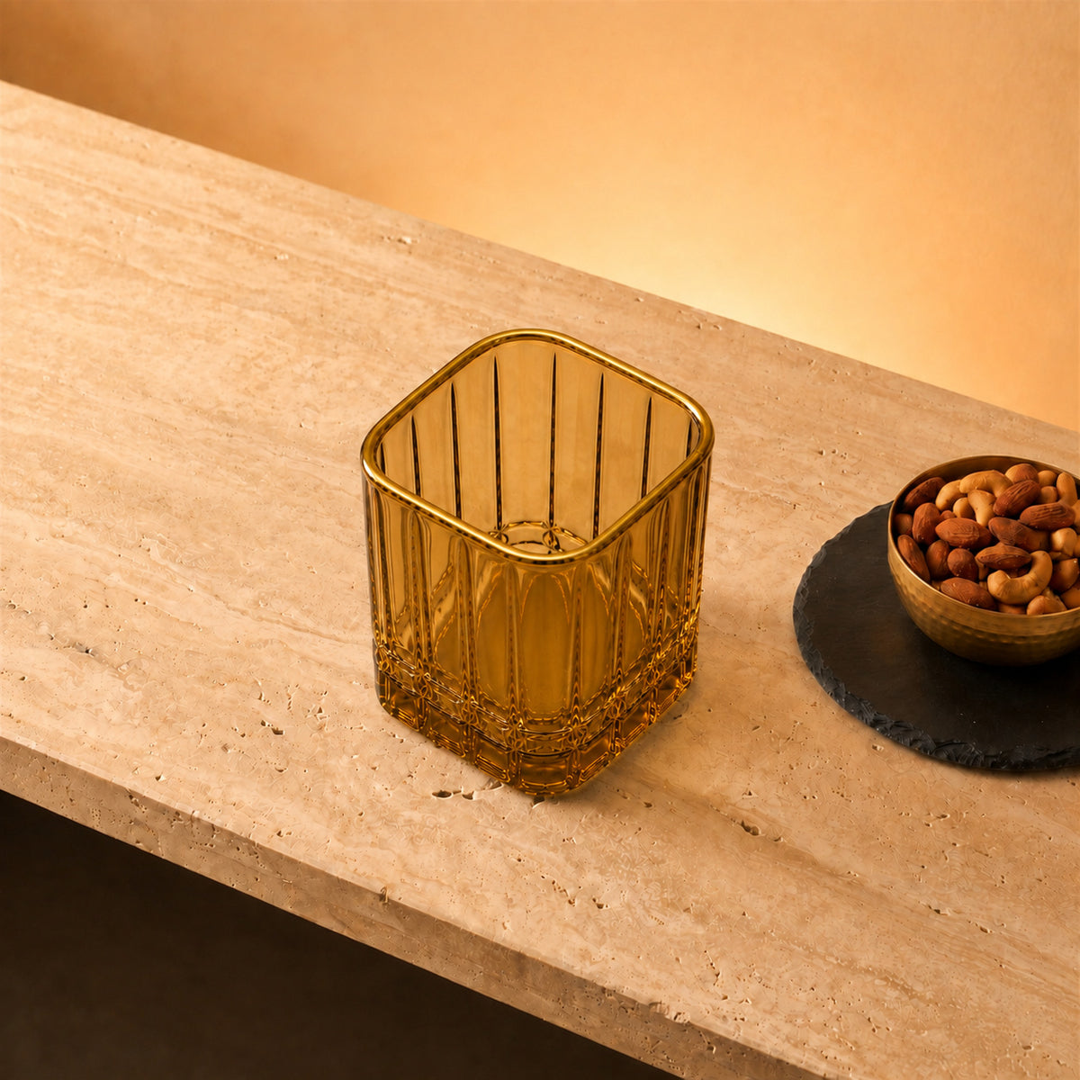 Elevate your home bar and dinner service with these Crystal Whisky Glasses. Designed with an expansive 420ml capacity and rich, light-refracting cuts, each tumbler delivers a commanding hand-feel and brilliant clarity for everyday pours and celebratory toasts alike.