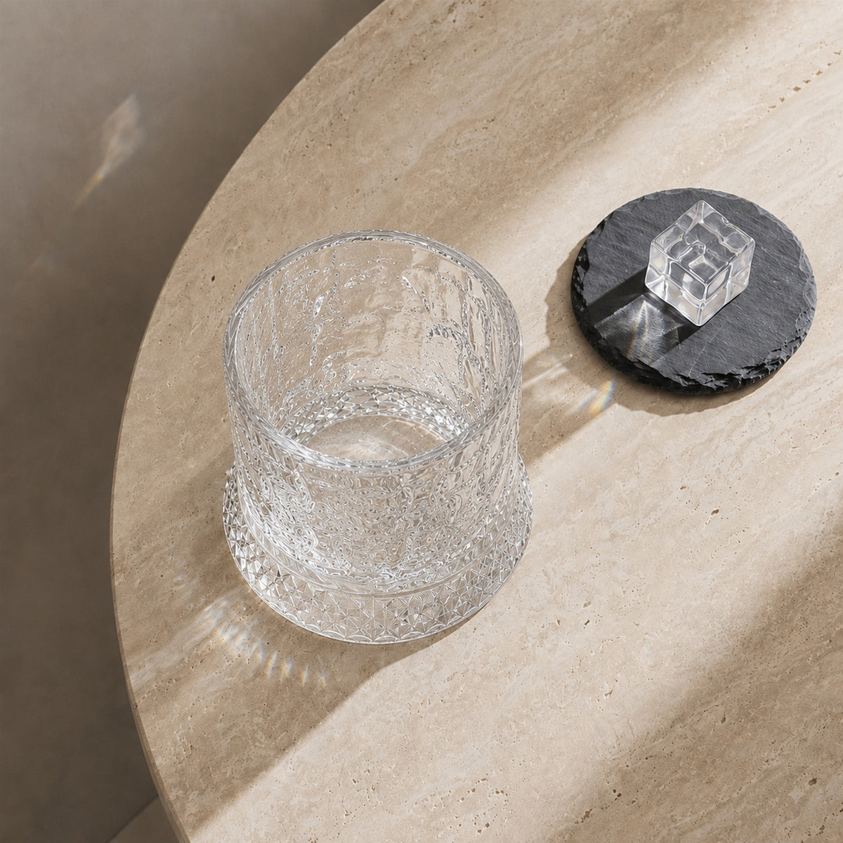 Bring motion to your bar with Spinning Whisky Glasses. Built with a curved bottom and paired with matching faceted bases, each 280ml glass rotates 360 degrees to aerate your drink and unlock deeper aromas.