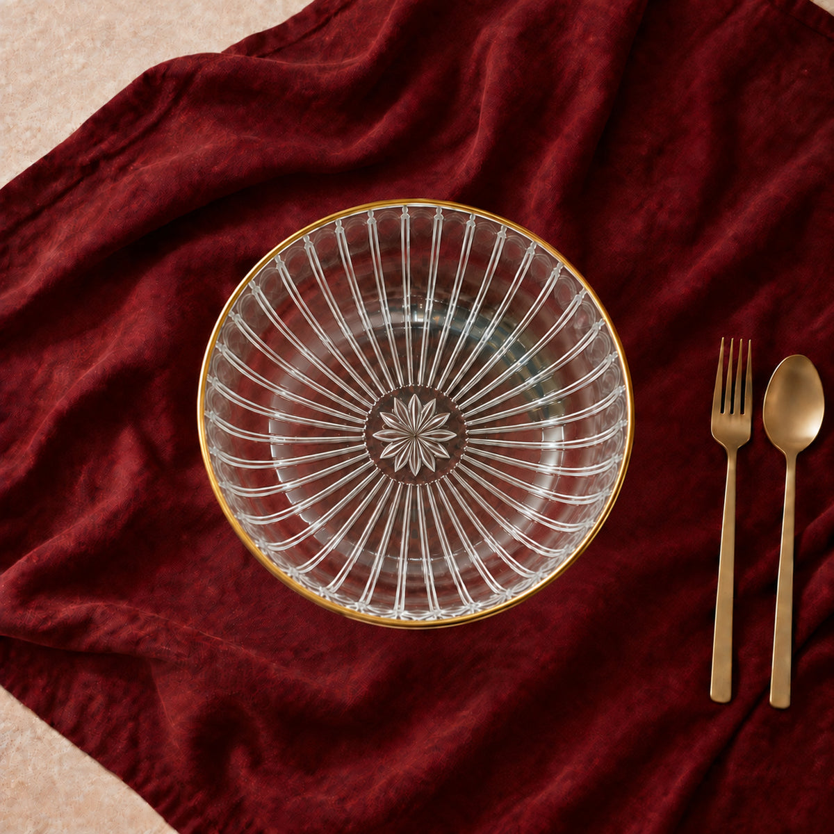 Present appetizers, side treats, and evening nibbles with Pocket Tofu Snack Plates. Sized at 12cm across with a versatile 230ml capacity, each plate features gently curved edges and a crystal-clear finish designed to serve finger foods, dips, and bite-sized delights with modern simplicity.