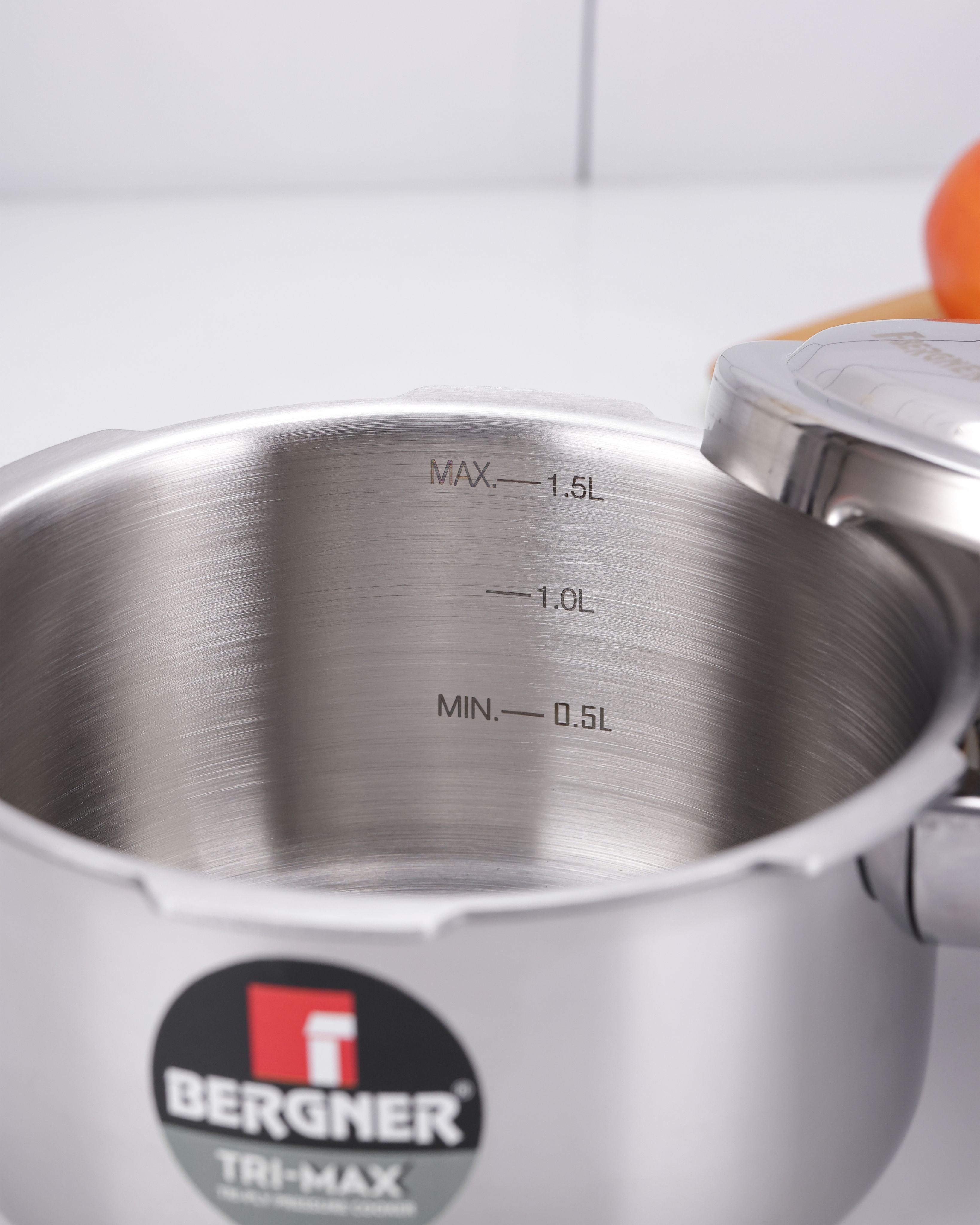 Trimax Stainless Steel Outer Lid 2L Pressure Cooker