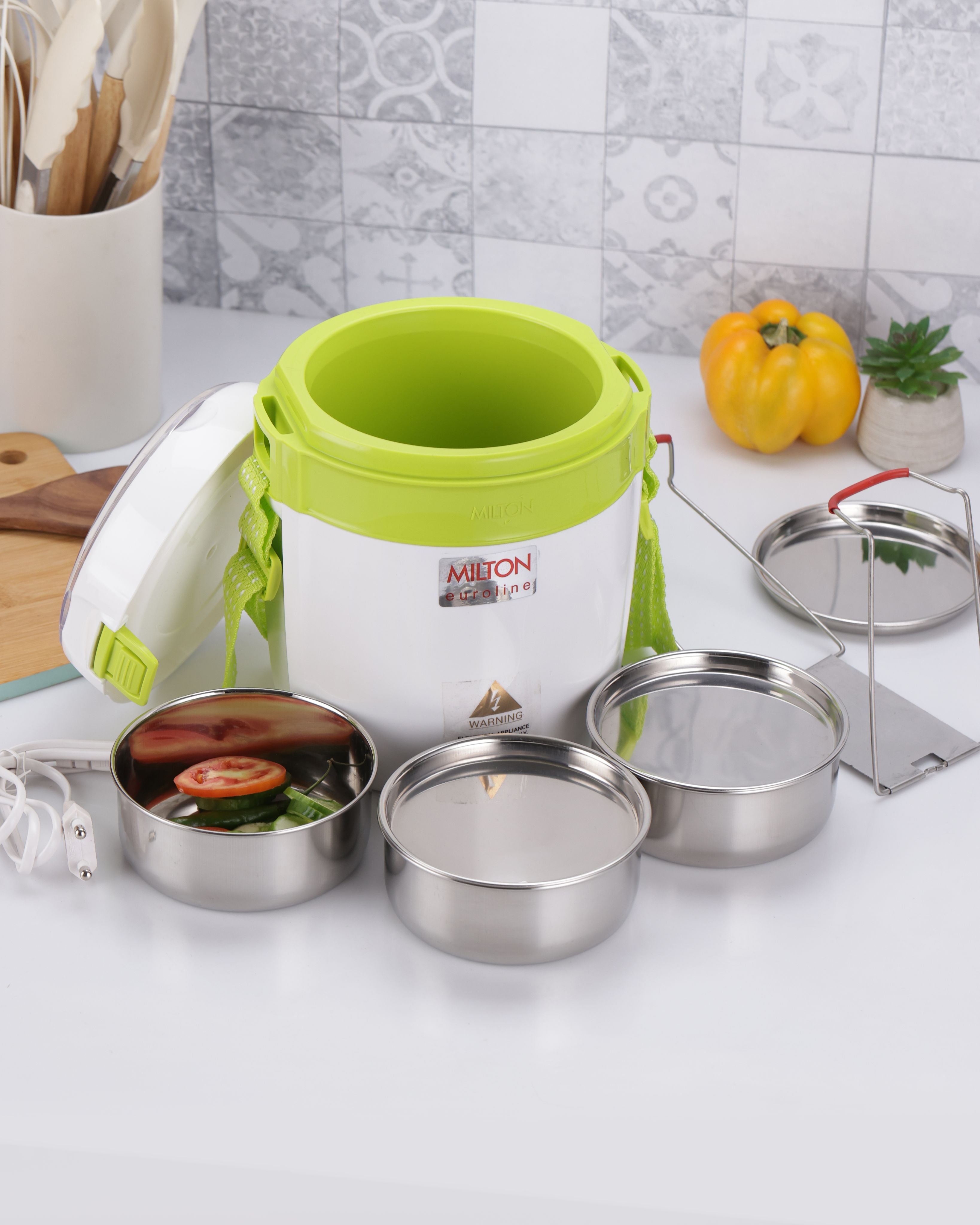 Futron Electric Lunchbox with 3 Containers