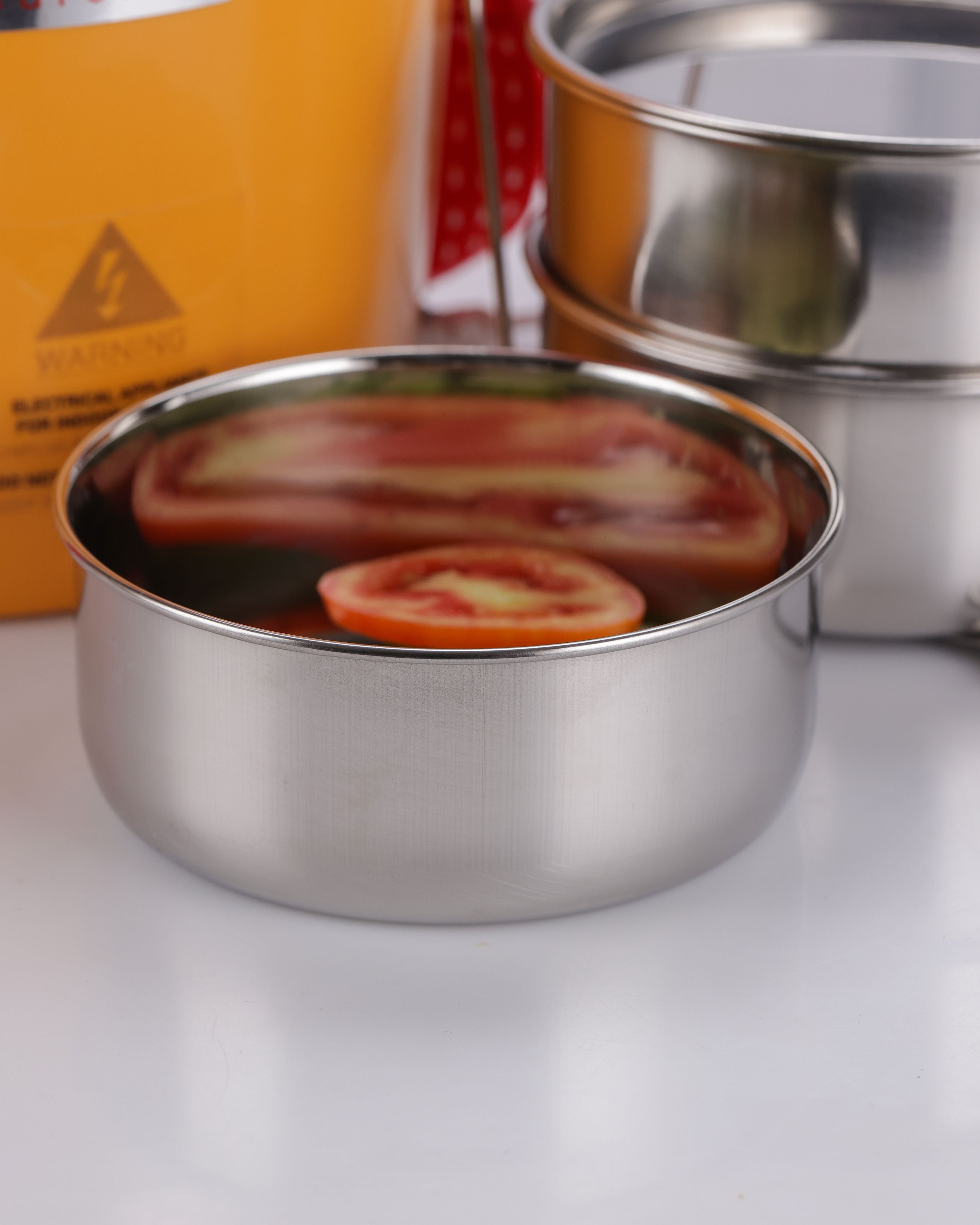 Futron Electric Lunchbox with 3 Containers