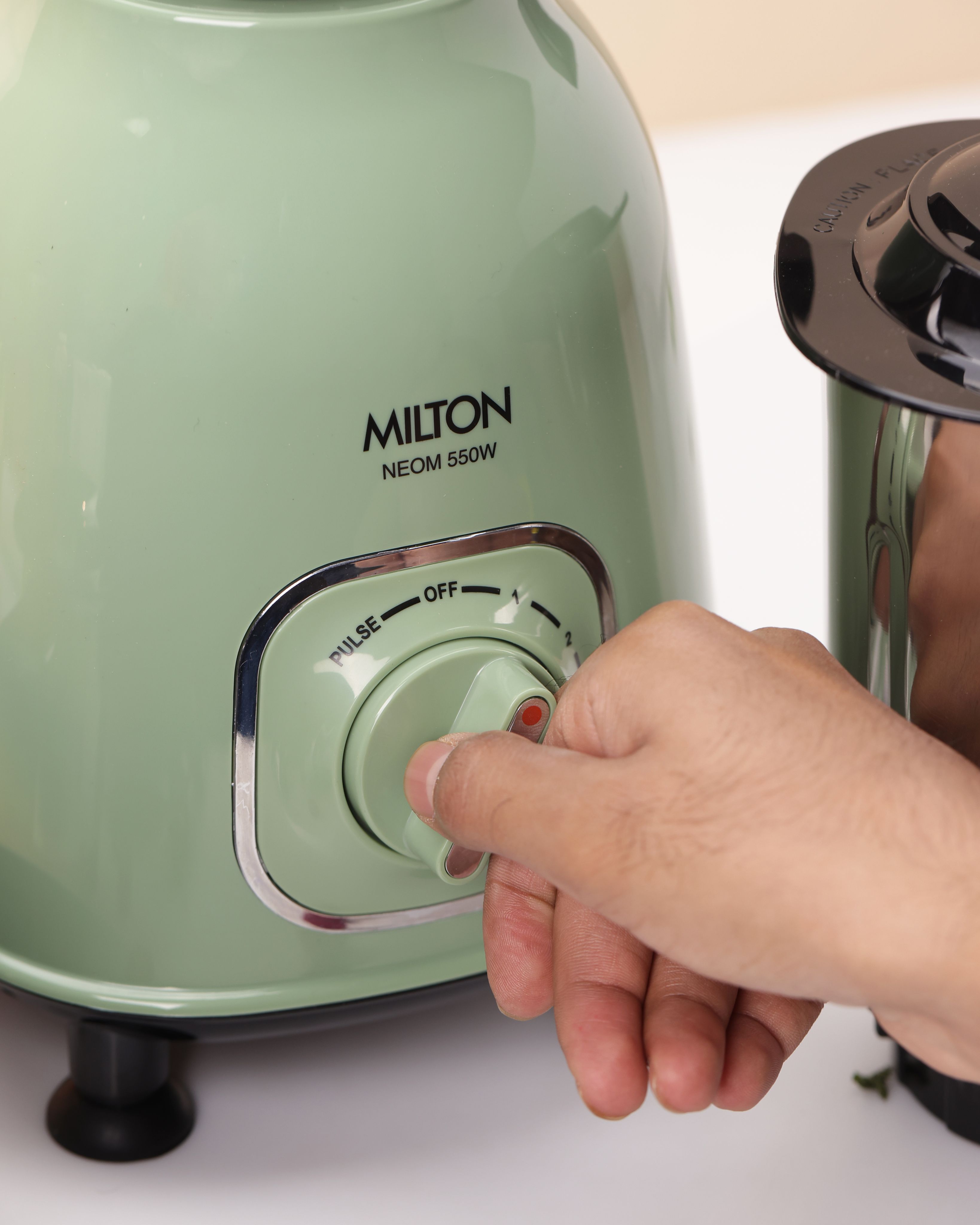 Neom Mixer Grinder - 3 Jar (550W)