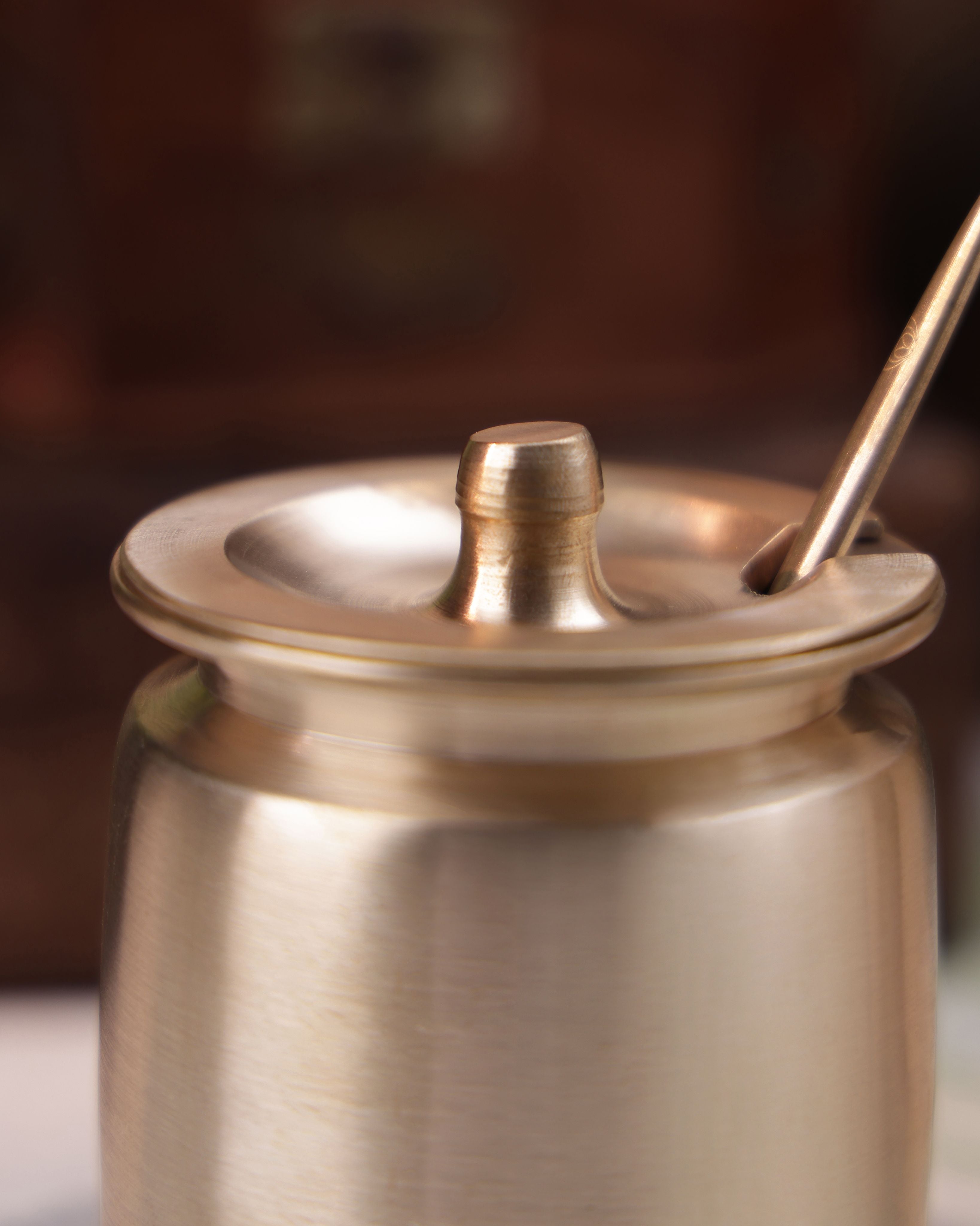 Bronze Oil Loti with Lid and Spoon, 400ml