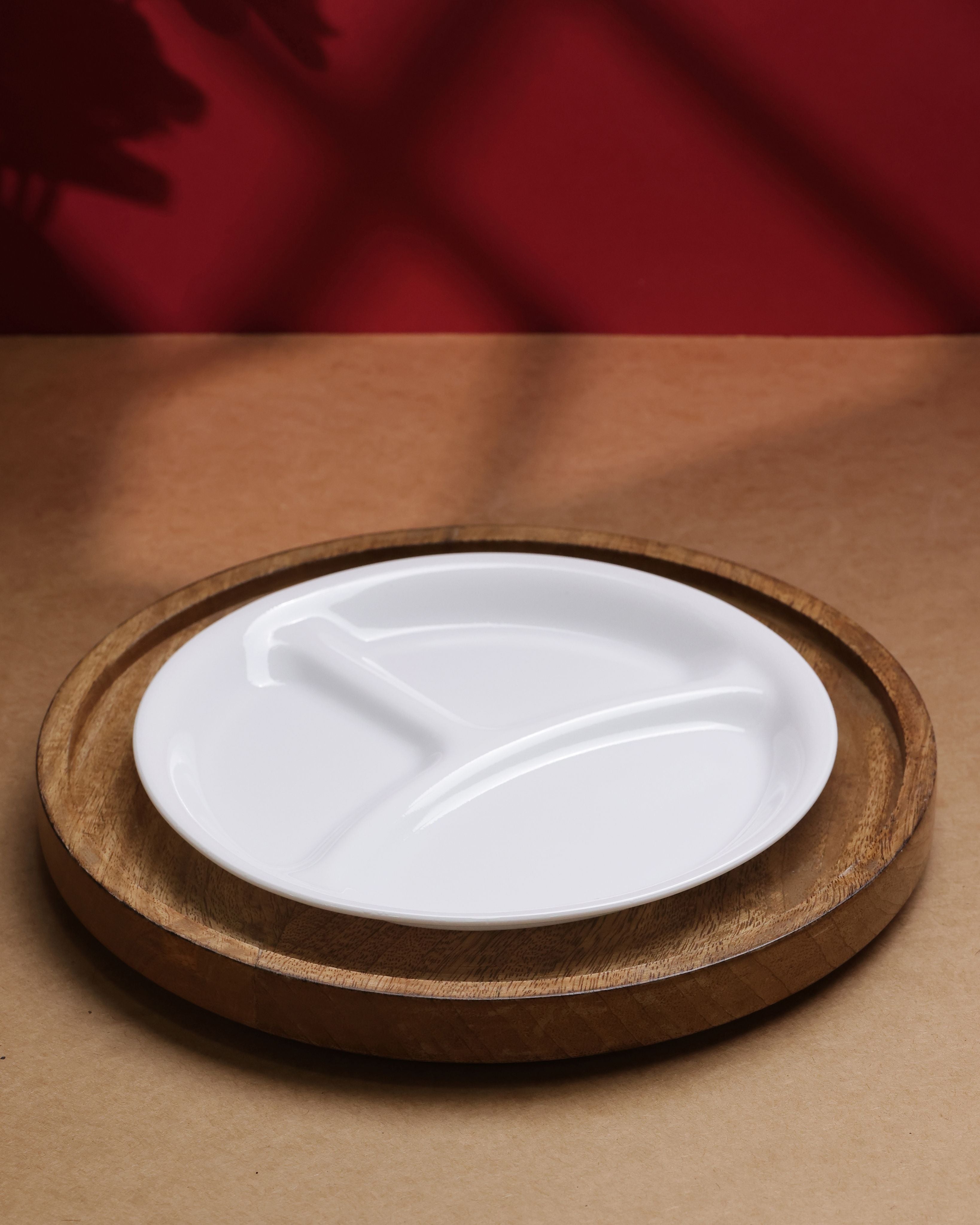 Winter Frost White 21.5 cm Divided Dish
